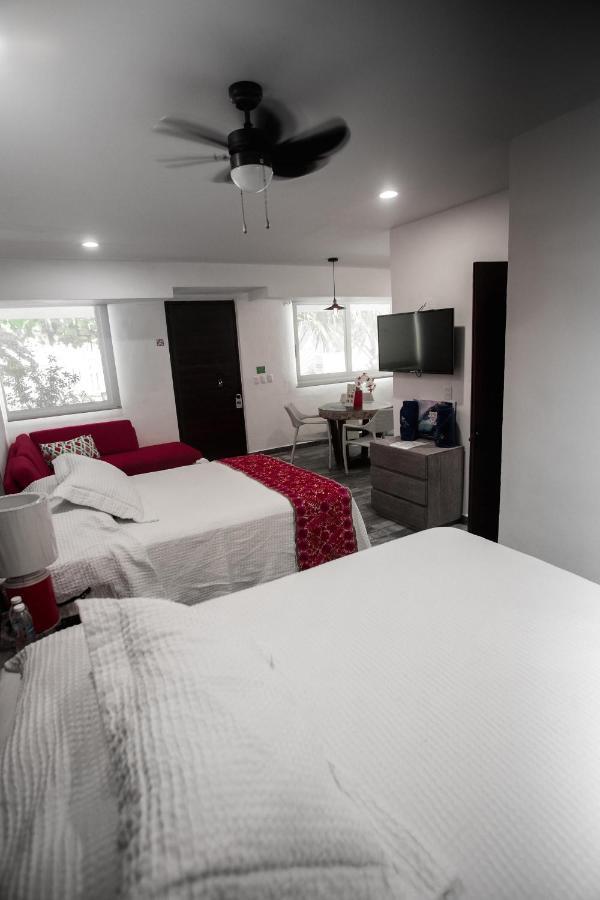 Hotel Paradise Suites Isla Mujeres Exterior photo